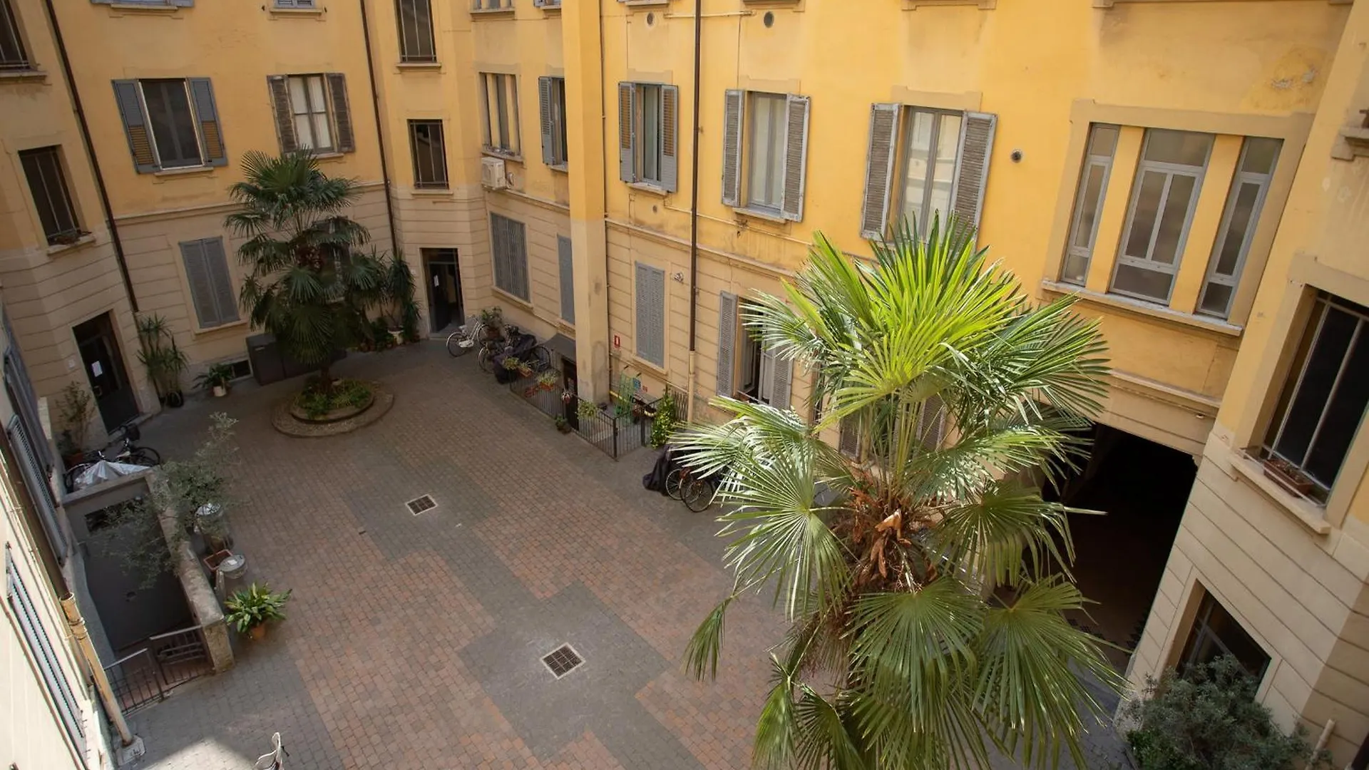 The Best Rent - Beautiful Apartment With Balcony In Porta Romana Milano