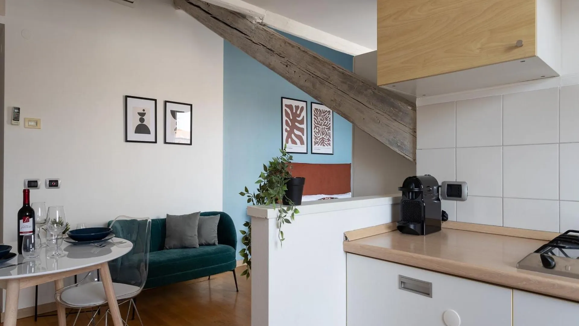 The Best Rent - Beautiful Apartment With Balcony In Porta Romana Milano