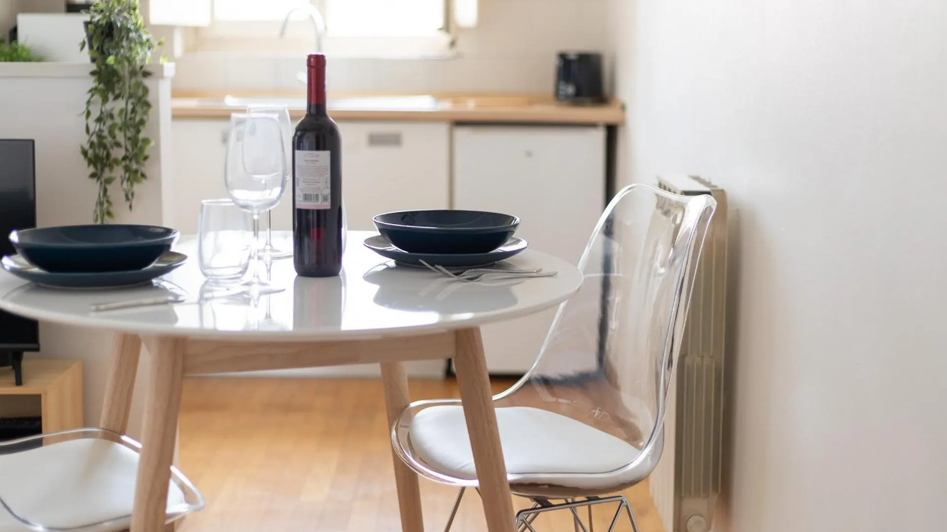 The Best Rent - Beautiful Apartment With Balcony In Porta Romana Milano