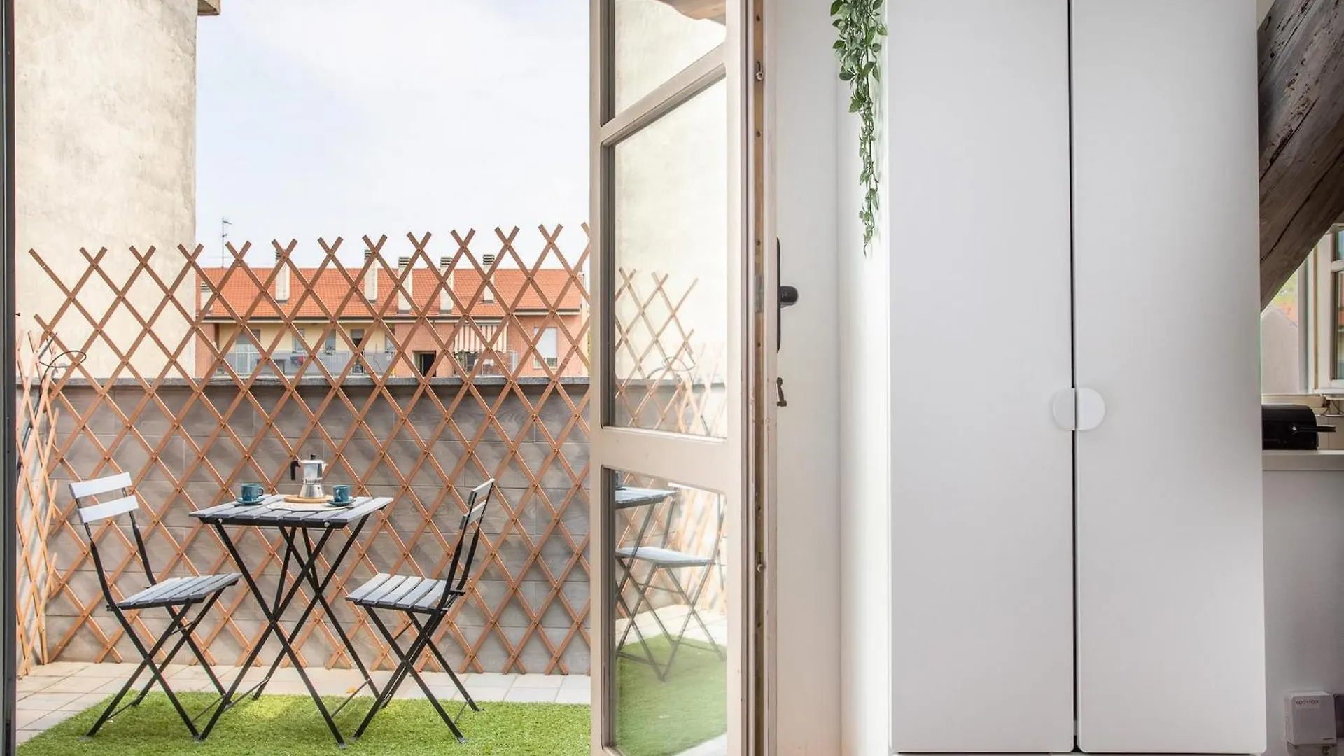 The Best Rent - Beautiful Apartment With Balcony In Porta Romana Milan Italy